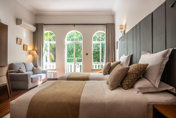 House of Waine: Standard Room