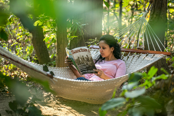 Kanha Jungle Lodge: Hängematte