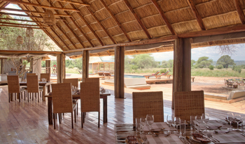 Tarangire Ndovu Tented Lodge: Speisesaal
