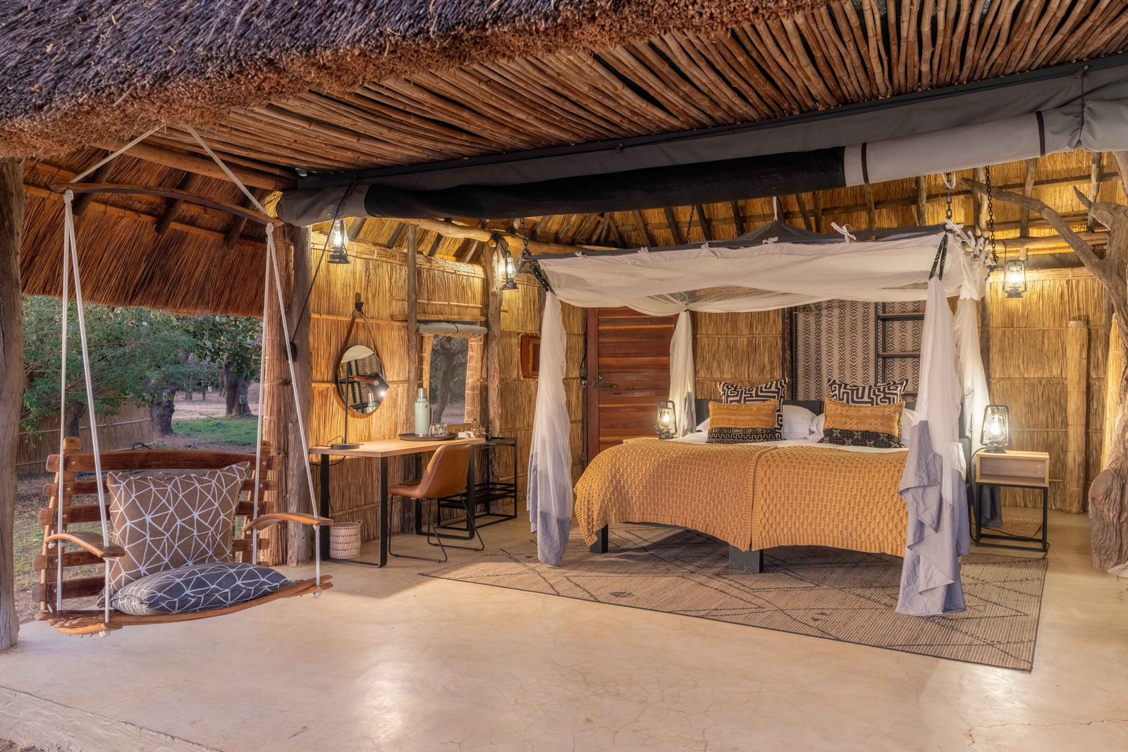 Time + Tide Kakuli Camp Time + Tide Kakuli Camp: Schaukelstuhl