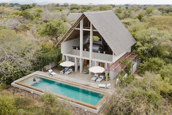 Finch Hatton's Lodge Finch Hatton's Lodge: Chyulu Spa