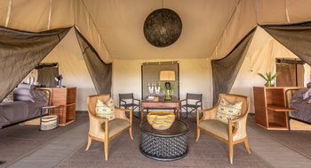 Gomoti Private Camp Gomoti Private Camp: Sitzgruppe