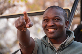 Sango Safari Camp: Guide