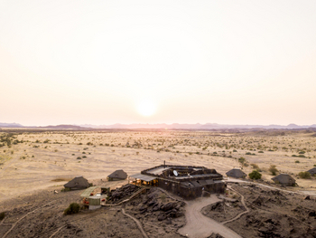 Doro Nawas Camp Doro Nawas Camp: Landschaft um das Camp