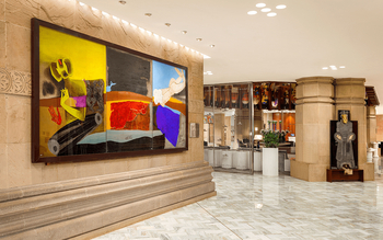 ITC Maurya Hotel: Kunst in der Lobby