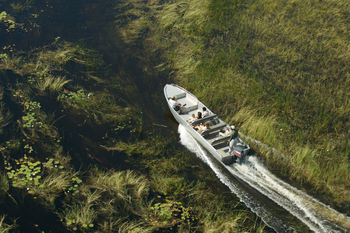 Macatoo Camp: Motorboot