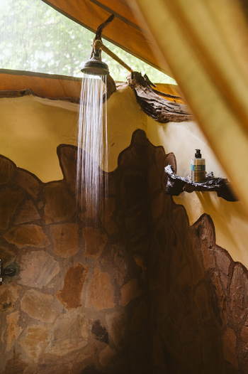 Rufiji River Camp: Dusche