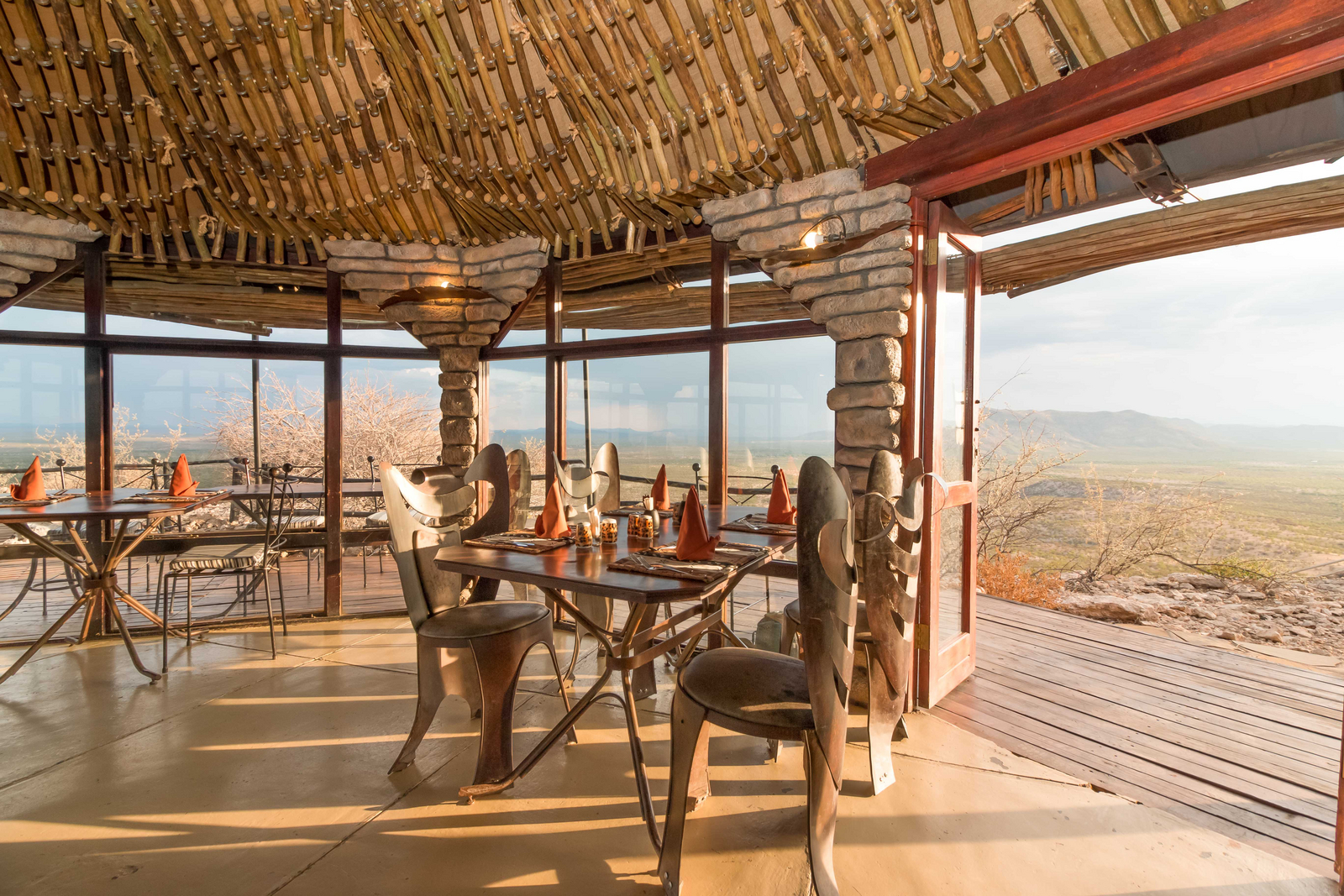 Vingerklip Lodge Vingerklip Lodge: Eagle's Nest Restaurant