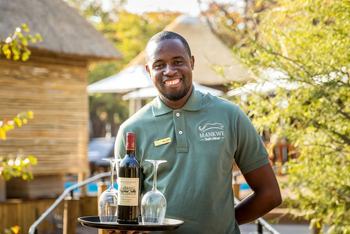 Mankwe Tented Retreat: Kellner