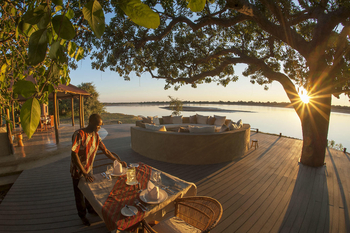 Three Rivers Camp Three Rivers Camp: Flussdeck