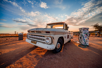 Canyon Roadhouse: Landschaft und Chevrolet