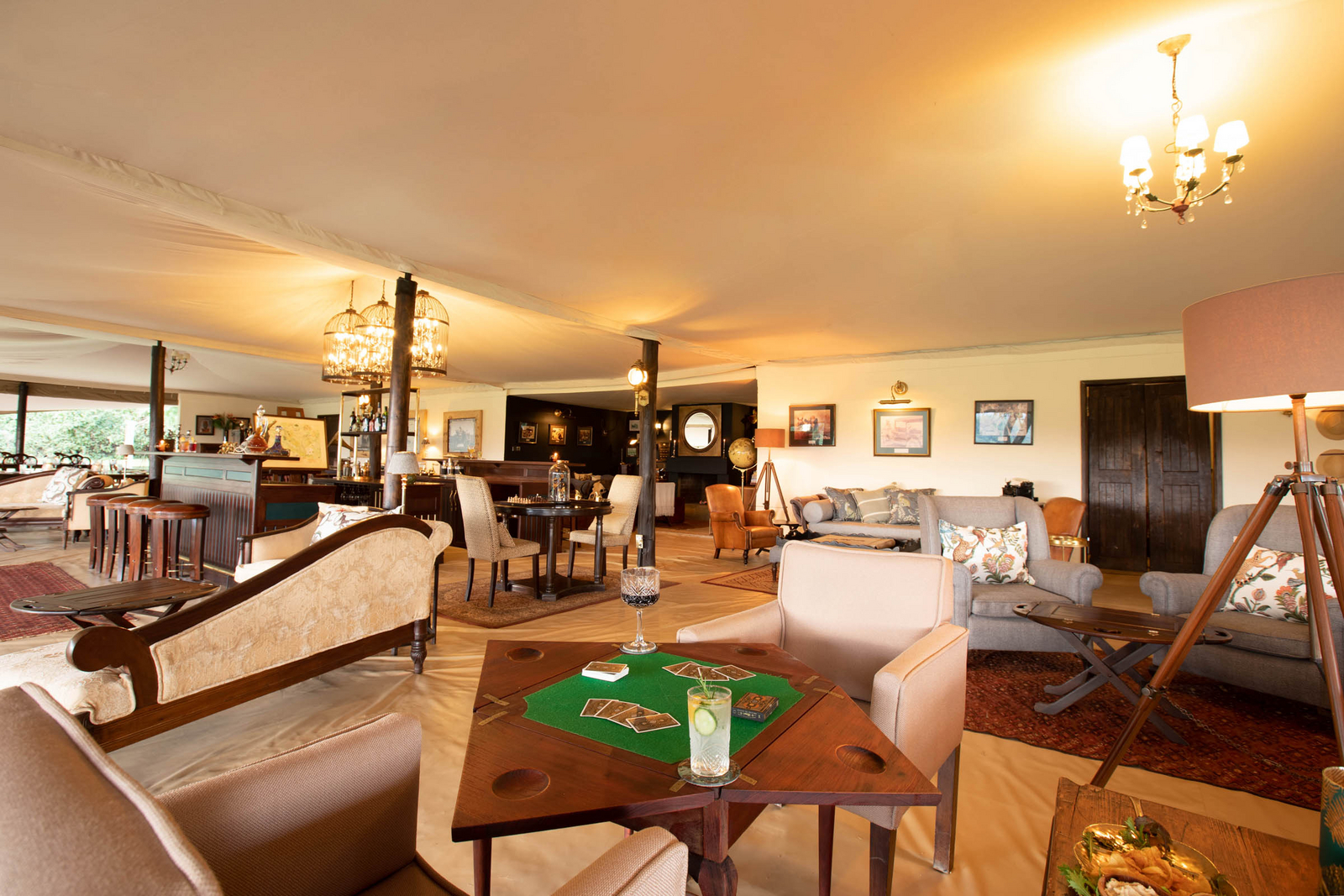 Cottar's 1920s Safari Camp Cottar's 1920s Safari Camp: Bar und Lounge