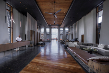 Elewana Serengeti Explorer: Lobby und Rezeption