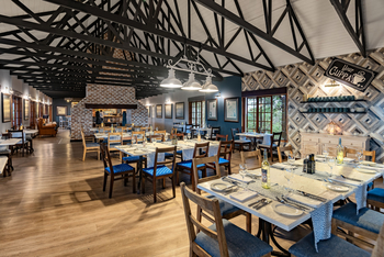 Etosha Safari Lodge: Speisesaal