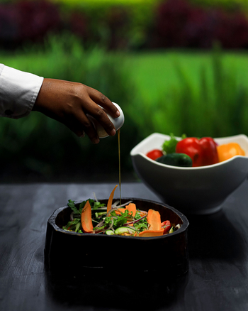 Amakoro Songa Lodge: Speisen