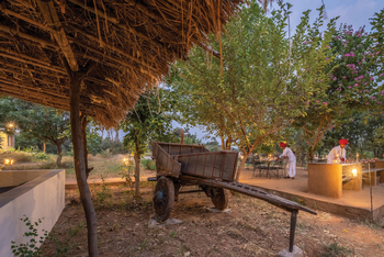 Bera Safari Lodge: Restaurant