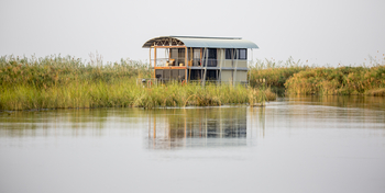 Namushasha River Villa: Außenansicht