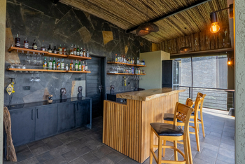 Tarangire Elephant Springs Camp: Barhocker