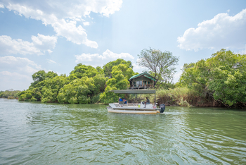 Tintswalo at Siankaba: River Safari