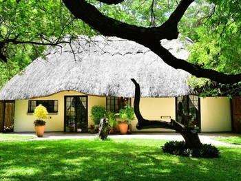 Waterberry Zambezi Lodge: Cottage Exterieur