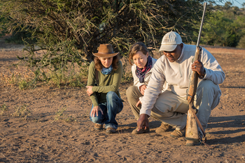 Mashatu Game Reserve: Walking Safari - Tracking
