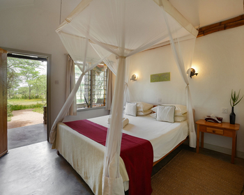 Ndutu Safari Lodge: Interior Gästezelt