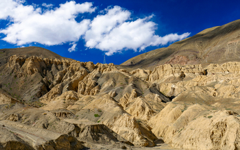 Ladakh: Mondlandschaft von Kargil