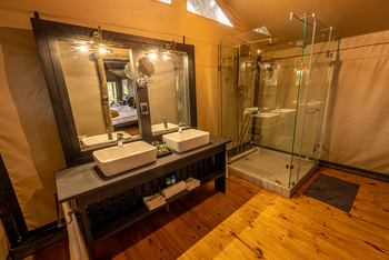 Mogotlho Safari Lodge Mogotlho Safari Lodge: Doppelwaschtisch