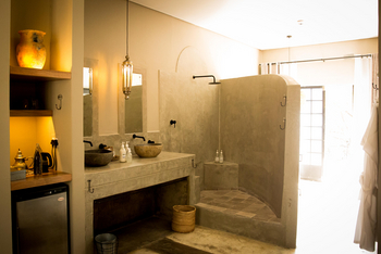 Olive Grove Guesthouse: Luxury Room