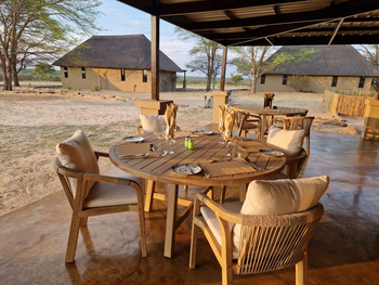 The Dune Camp: Restaurant