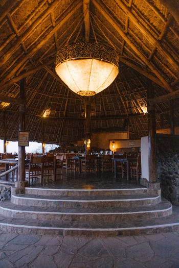 Elewana Tortilis Camp: Zugang zum Restaurant