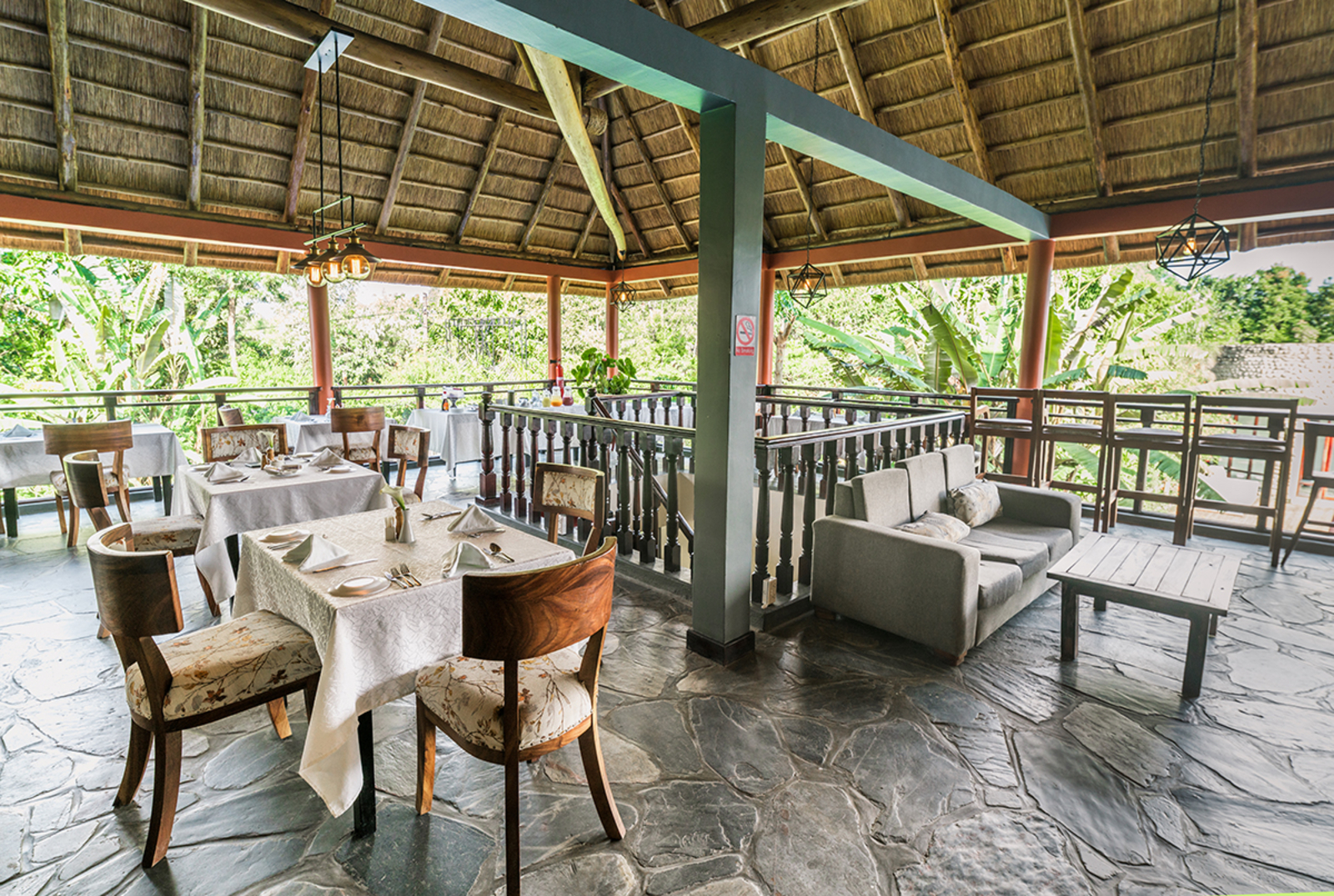 Five Volcanoes Boutique Hotel Five Volcanoes Boutique Hotel: Steinfliesen im Restaurant