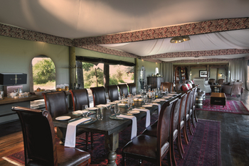 Duba Plains Camp: Speisesaal