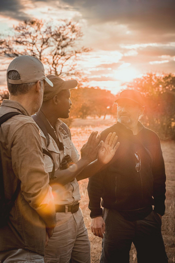 Ohorongo: Guide mit Gästen