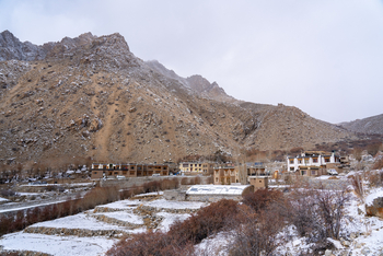 Shan at Uley: Ortschaft Uley