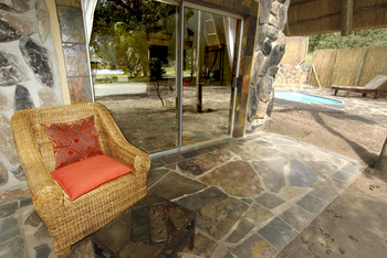 Thamalakane River Lodge: Chalet Exterieur