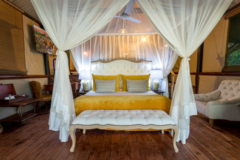 Tintswalo at Siankaba: Epupa Falls Suite