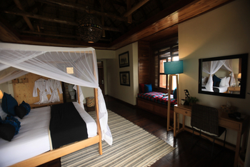 Adere Safari Lodge: Interieur