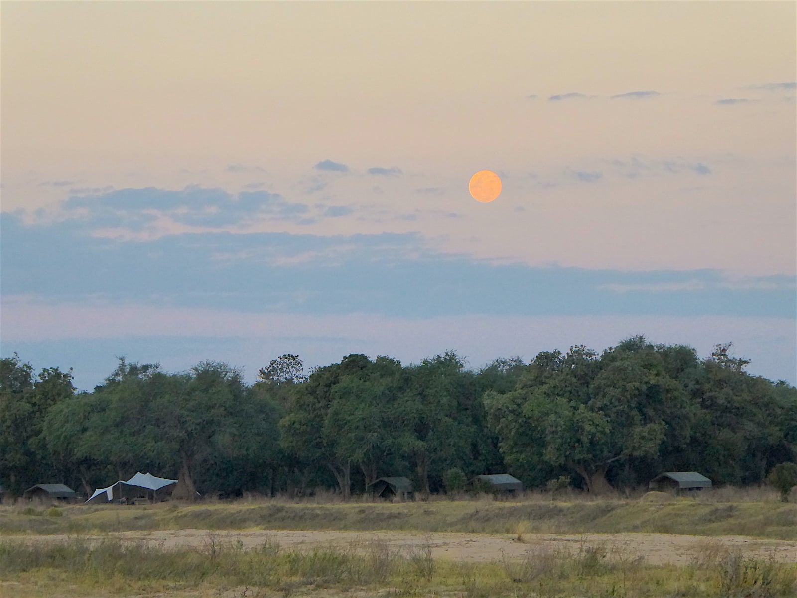 Camp Mana Camp Mana: Vollmond
