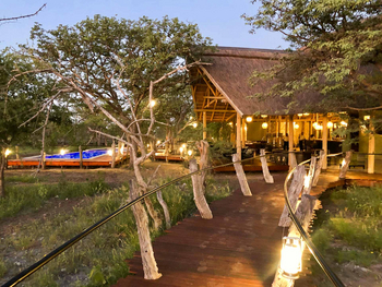 Etosha Oberland Lodge Etosha Oberland Lodge: Steg