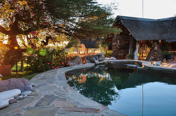 Kalahari Bushbreaks: Swimming Pool