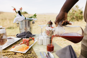Elewana Sand River Masai Mara Camp Elewana Sand River Masai Mara Camp: Buschfrühstück