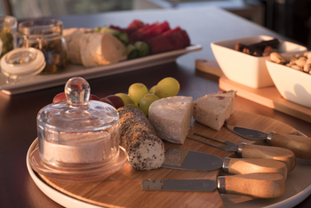 Namushasha River Villa: Käseplatte