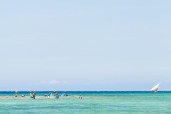Nuarro Lodge: Fischer im seichten Wasser