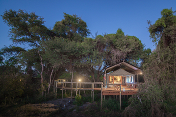 Rra Dinare Camp: Zelt auf Holzplattform