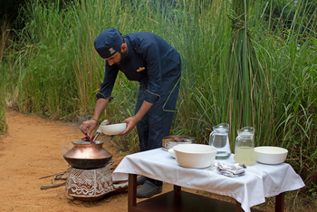 Sujan Sher Bagh: Kochen im Busch