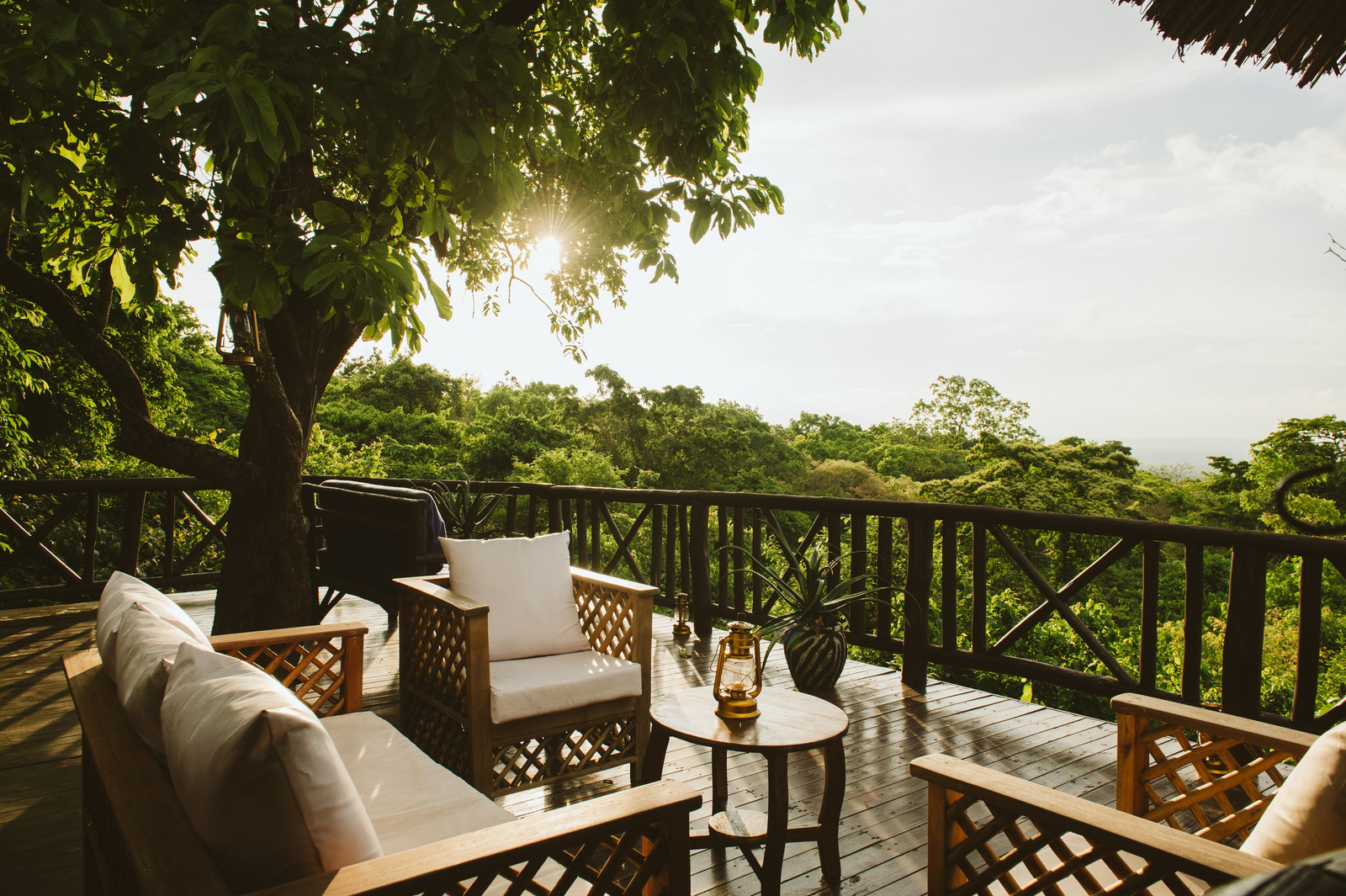 Vuma Hills Tented Camp Vuma Hills Tented Camp: Lounge auf der Terrasse