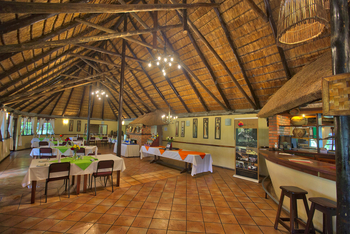 Island Safari Lodge: Speisesaal