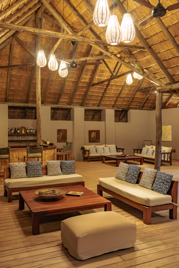 Luangwa River Camp: Lounge