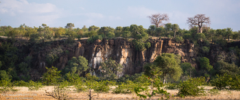 Mashatu Game Reserve: Uferfelsen